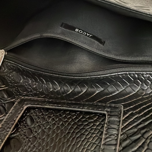 Black faux leather oversized envelope clutch - Picture 8 of 9